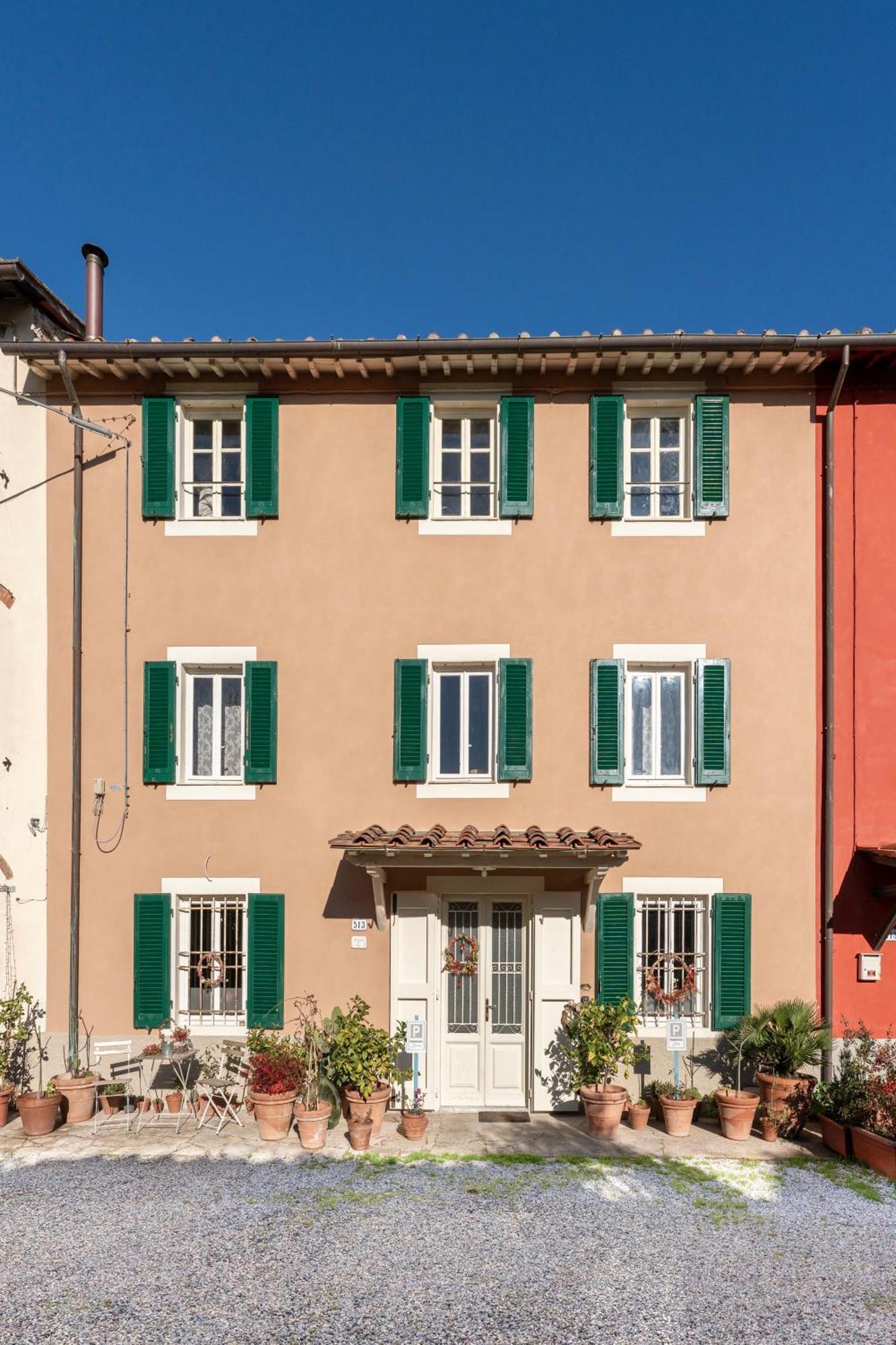 La Dimora Di Corte Lucca Exterior foto
